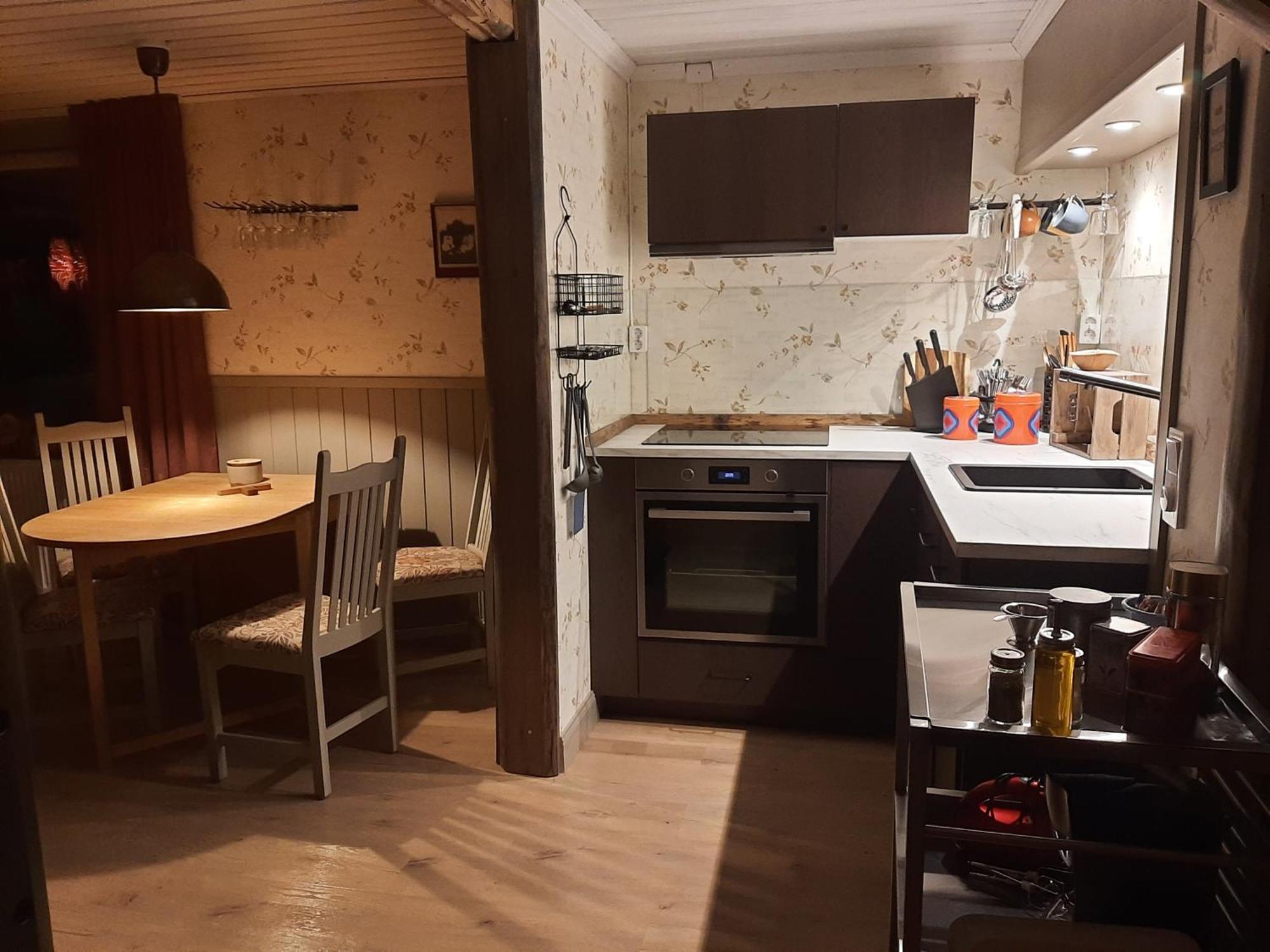 Kalix Riverside Inn, Farm Timbering Luaran gambar