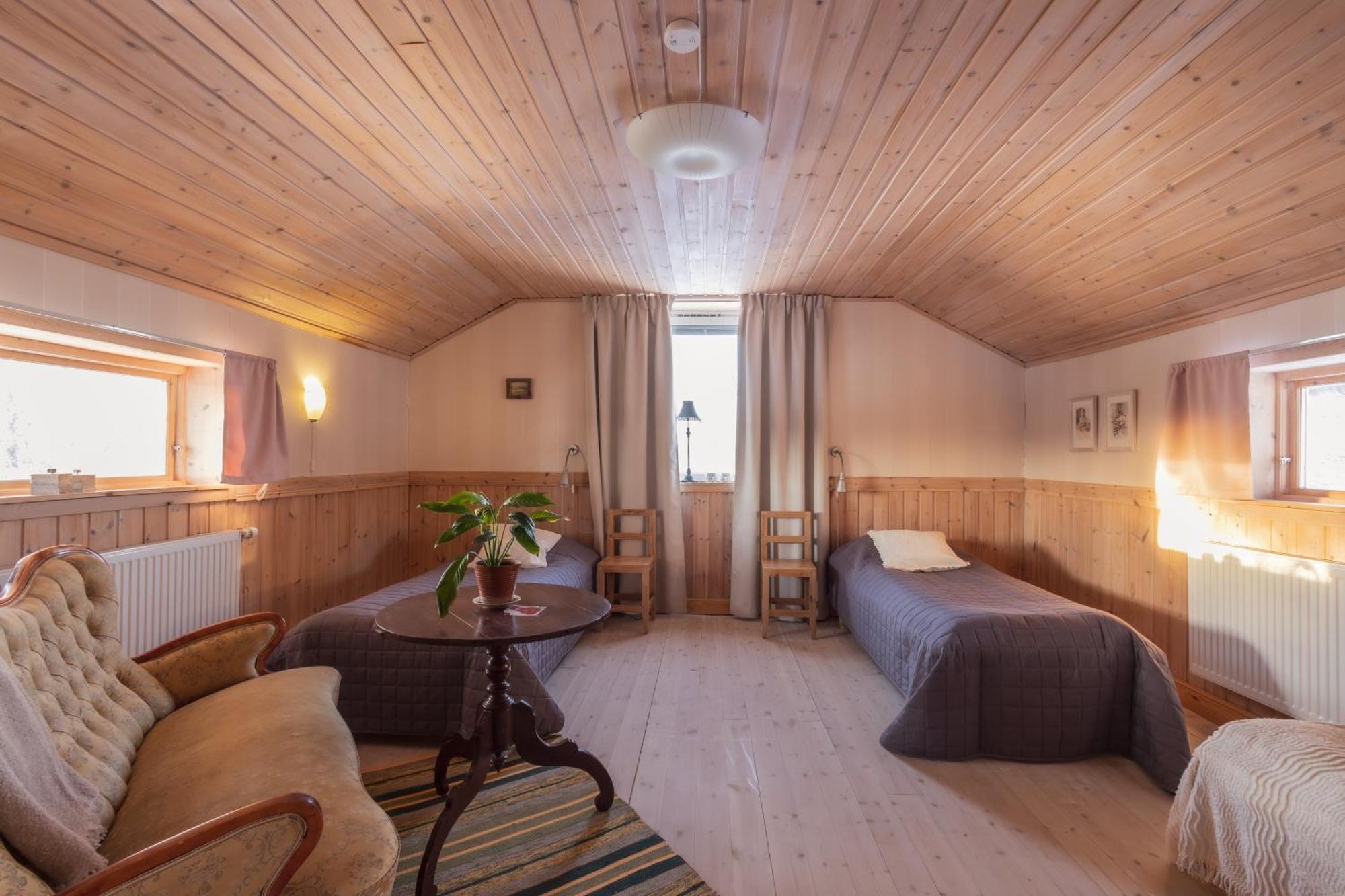 Kalix Riverside Inn, Farm Timbering Luaran gambar